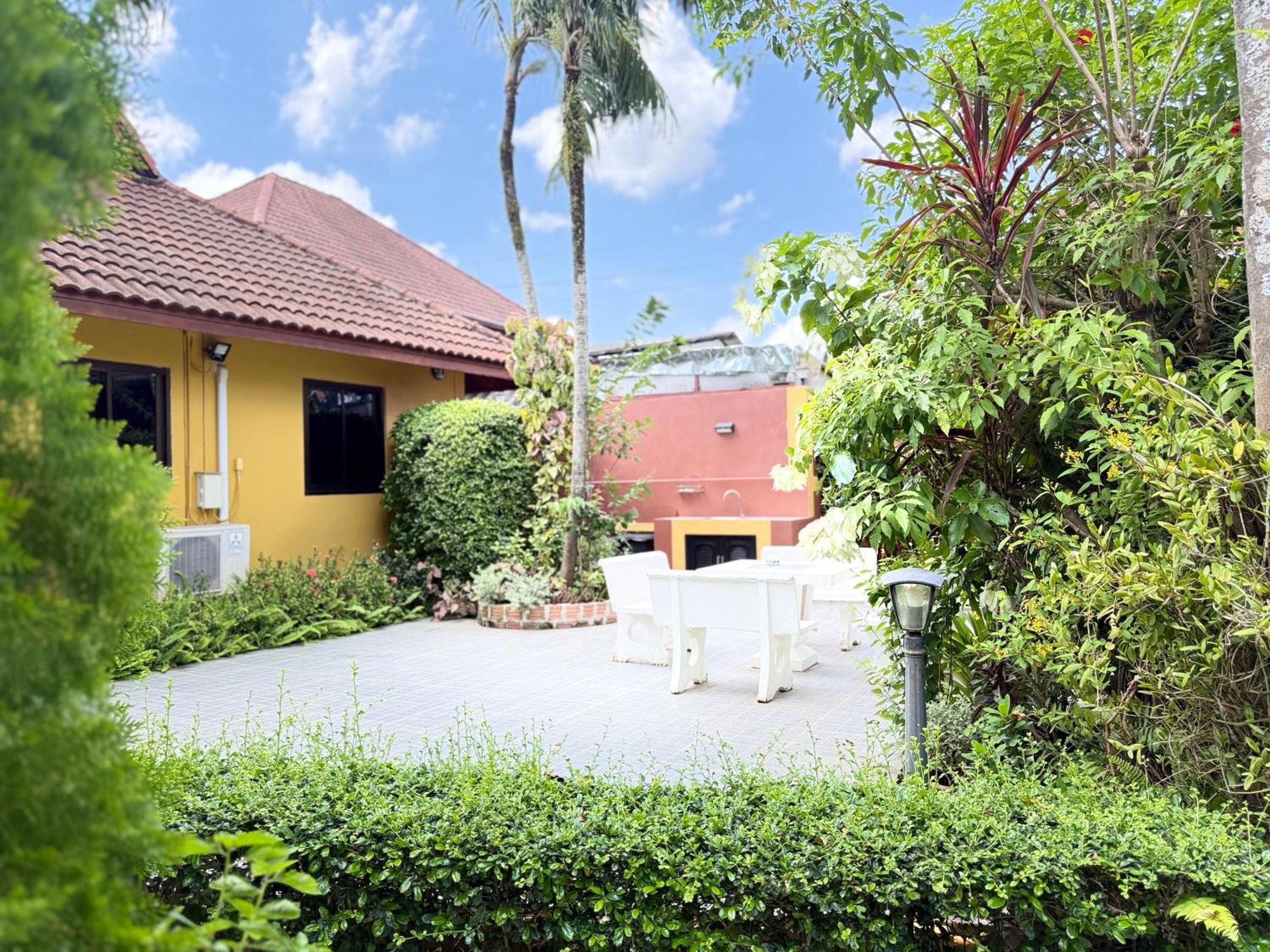 Family Bungalow Kamala Exteriér fotografie
